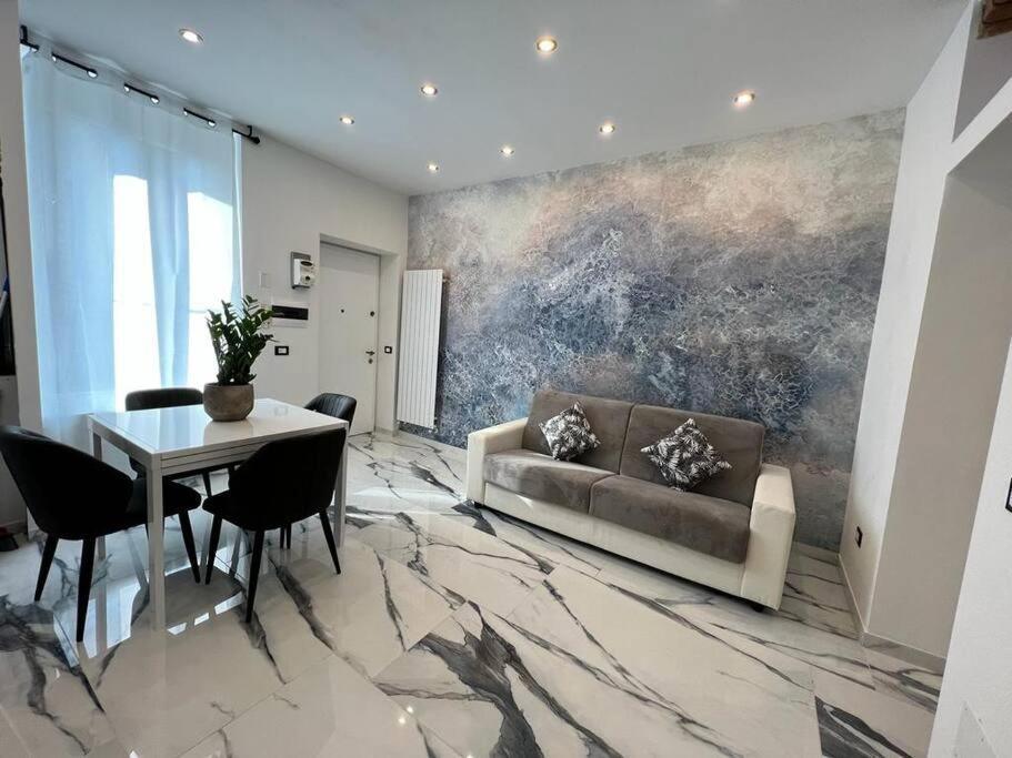 Appartamento Luxury Carrara Милано Екстериор снимка
