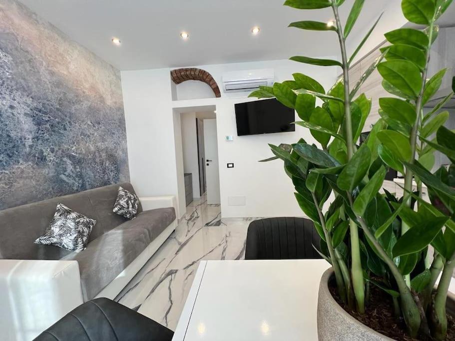 Appartamento Luxury Carrara Милано Екстериор снимка